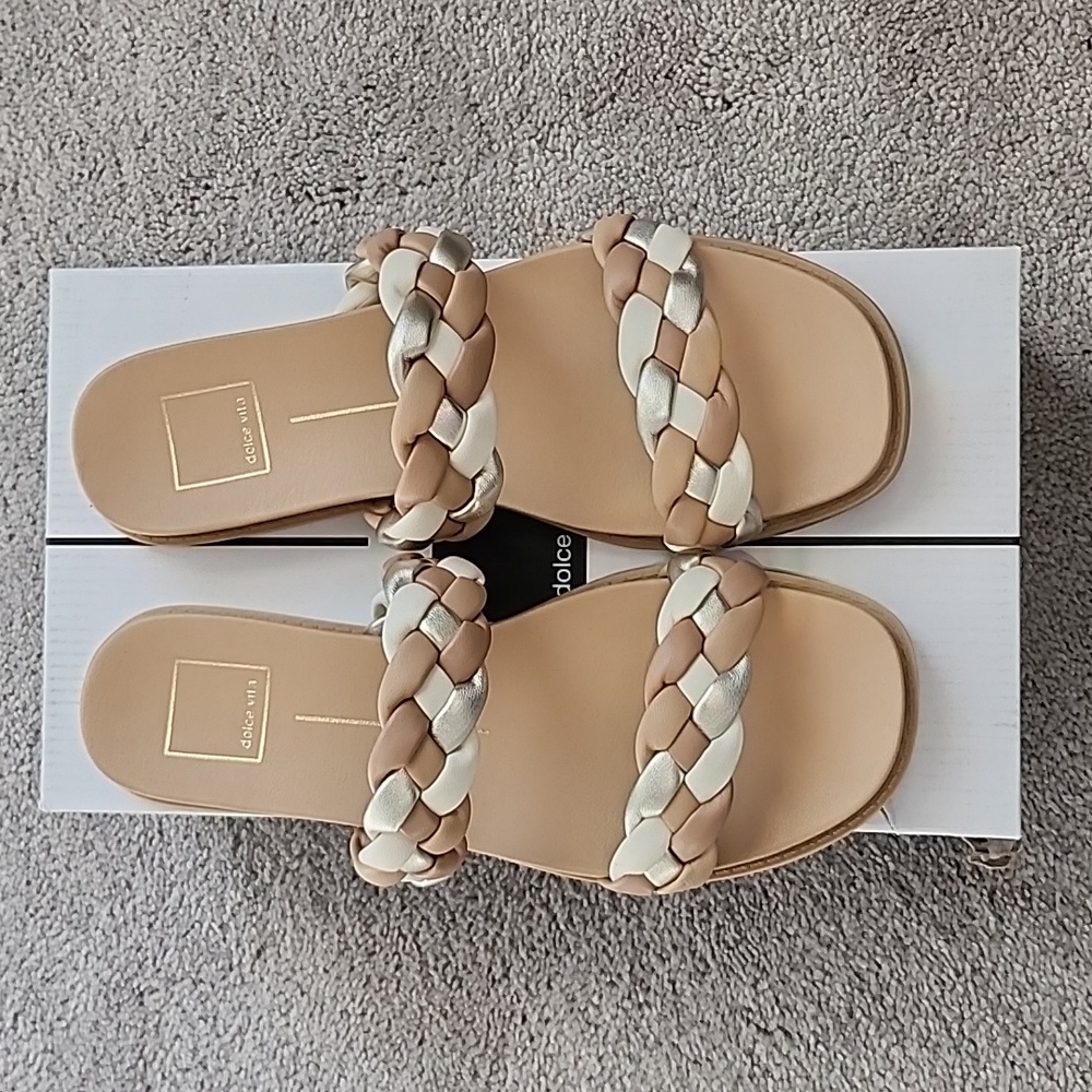 Dolce Vita Grasa Sandal